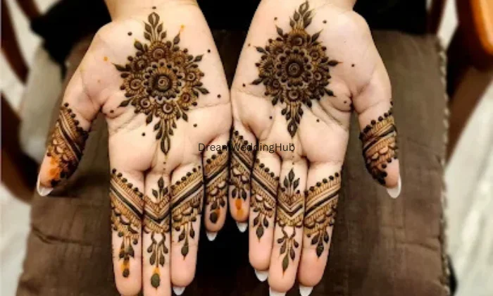 Payyannur Mehendi Artist